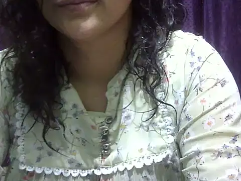 Your cutiepie  online show from 06/01/26, 07:48