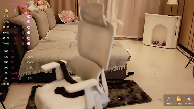 Moonccoi online show from 02/23/25, 02:04