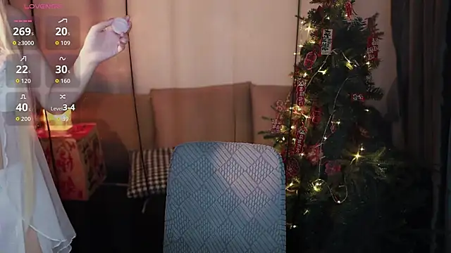 Moonccoi online show from 04/05/26, 03:42