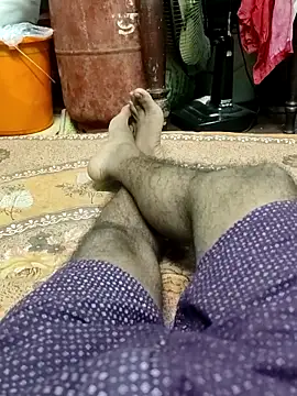 Snapshot of Yashkumar_0697 chatting on 11/23/25, 07:35 Yashkumar 0697 online show from 11/23/25, 07:35