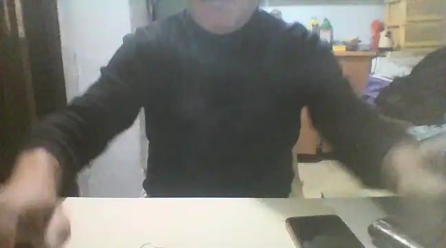 Snapshot of murat7888 chatting on 02/10/25, 10:53 murat7888 online show from 02/10/25, 10:53