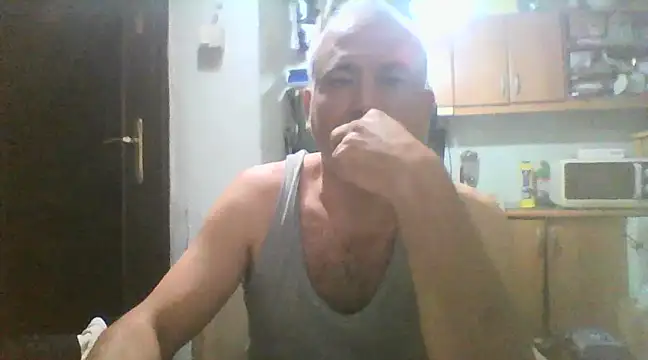 Snapshot of murat7888 chatting on 02/17/25, 07:04 murat7888 online show from 02/17/25, 07:04