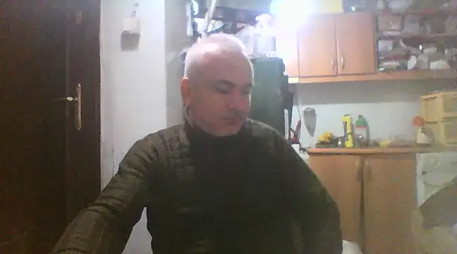 Snapshot of murat7888 chatting on 02/19/25, 03:27 murat7888 online show from 02/19/25, 03:27