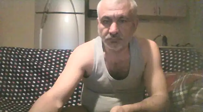 Snapshot of murat7888 chatting on 02/25/25, 06:31 murat7888 online show from 02/25/25, 06:31