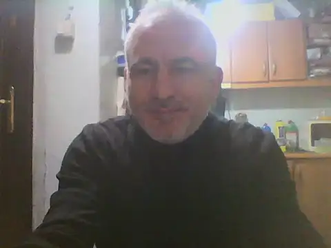 Snapshot of murat7888 chatting on 03/06/25, 09:03 murat7888 online show from 03/06/25, 09:03