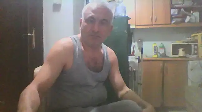 Snapshot of murat7888 chatting on 03/11/25, 10:18 murat7888 online show from 03/11/25, 10:18