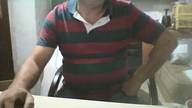 Snapshot of murat7888 chatting on 10/07/25, 04:53 murat7888 online show from 10/07/25, 04:53