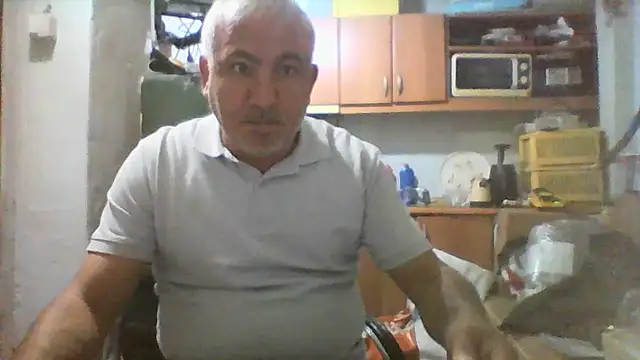 Snapshot of murat7888 chatting on 10/13/25, 06:24 murat7888 online show from 10/13/25, 06:24