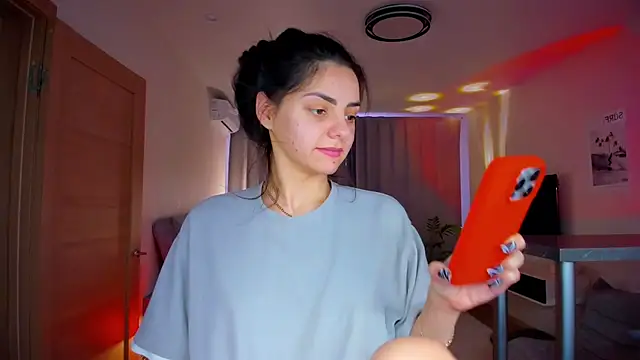 EmiliaZen online show from 03/15/26, 03:18