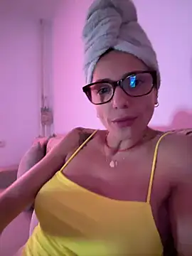 PlayfulShow online show from 04/01/26, 11:22