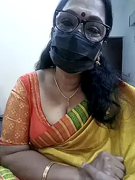 Snapshot of niiveditha chatting on 02/08/25, 04:04 niiveditha online show from 02/08/25, 04:04