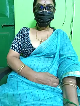 Snapshot of niiveditha chatting on 03/08/25, 09:06 niiveditha online show from 03/08/25, 09:06