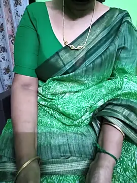 Snapshot of niiveditha chatting on 03/12/25, 12:04 niiveditha online show from 03/12/25, 12:04