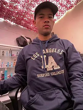 Twink X online show from 02/09/25, 04:29