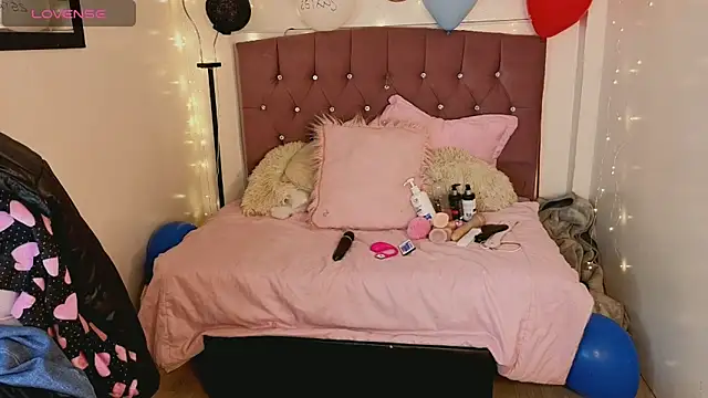 lizha milf online show from 04/01/26, 06:49