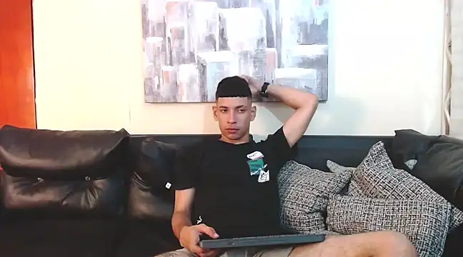 Snapshot of biigjhonny chatting on 02/22/25, 02:50 biigjhonny online show from 02/22/25, 02:50