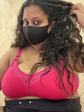 Snapshot of Yoursexy_cherry chatting on 09/17/25, 07:43 Yoursexy cherry online show from 09/17/25, 07:43