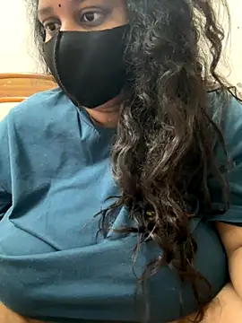 Snapshot of Yoursexy_cherry chatting on 10/02/25, 11:28 Yoursexy cherry online show from 10/02/25, 11:28