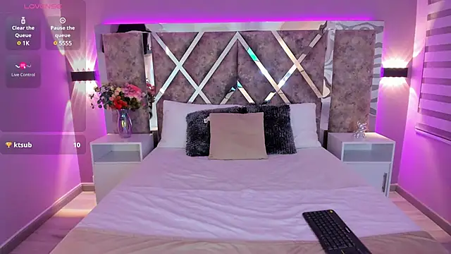 ValerieHyde online show from 03/15/25, 03:29