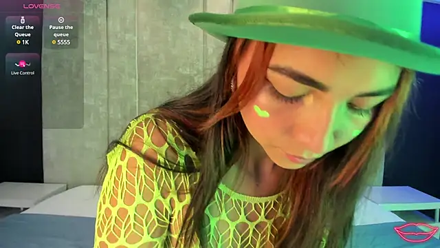 ValerieHyde online show from 03/18/25, 03:31