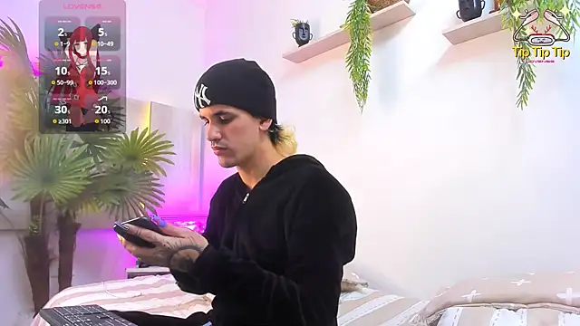 Dirty Kingg online show from 09/18/25, 08:44