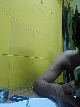 Snapshot of crazyfreaking chatting on 11/24/25, 09:47 crazyfreaking online show from 11/24/25, 09:47