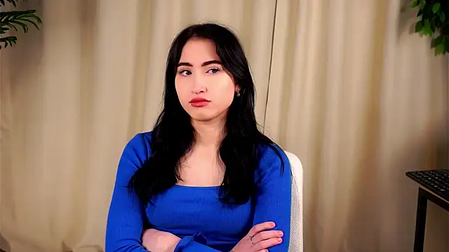 LynnaHandley online show from 02/10/25, 04:52