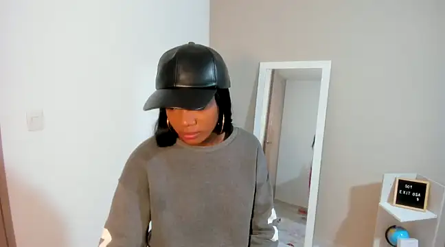 enyelsalas2 online show from 03/11/25, 08:53