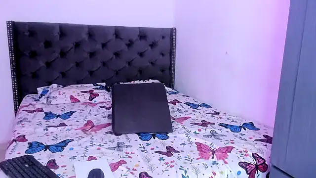 moree Queen online show from 01/07/26, 07:05