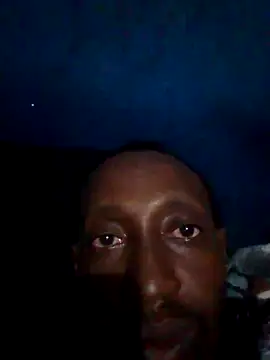 Snapshot of Ailton9865 chatting on 10/10/25, 03:27 Ailton9865 online show from 10/10/25, 03:27