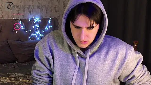 dark-willoww online show from 02/19/25, 09:03