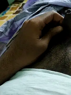 Snapshot of Tamil_small_cock chatting on 02/18/25, 05:10 Tamil small cock online show from 02/18/25, 05:10