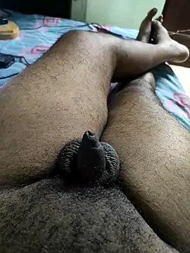 Snapshot of Tamil_small_cock chatting on 09/23/25, 06:49 Tamil small cock online show from 09/23/25, 06:49
