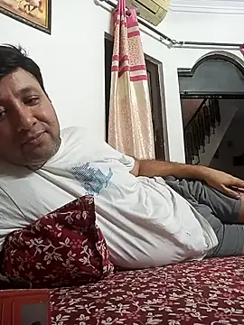 Snapshot of innocentboy1987 chatting on 09/26/25, 09:35 innocentboy1987 online show from 09/26/25, 09:35