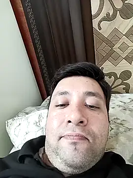 Snapshot of innocentboy1987 chatting on 10/03/25, 06:21 innocentboy1987 online show from 10/03/25, 06:21