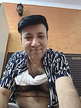 innocentboy1987 online show from 06/15/26, 04:31