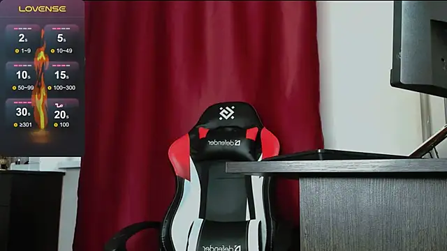 holyharlot online show from 11/17/25, 09:59