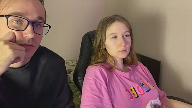 Sabrinaanddaniel online show from 11/15/25, 09:21