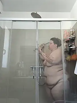 kitsune giada online show from 03/10/25, 12:59