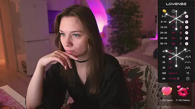 alexa feels  online show from 11/28/25, 04:09