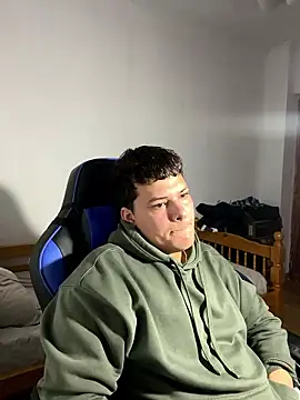 kjccuboy2000 online show from 01/09/26, 06:31