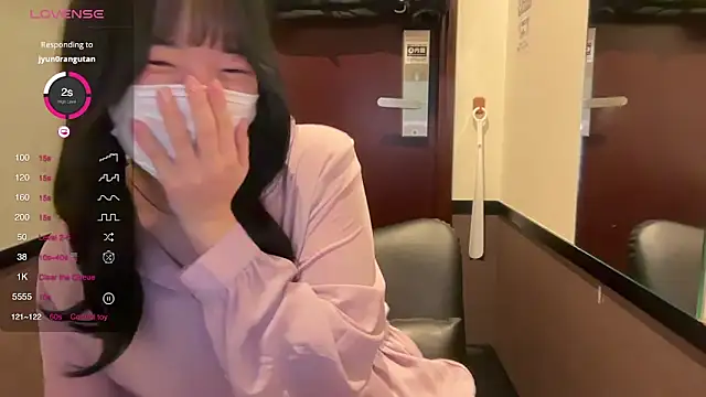 Riri  o0 online show from 03/20/25, 09:15