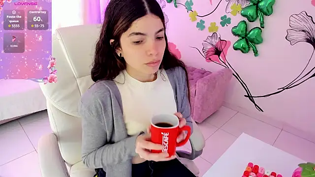 Snapshot of Isabela_Fiorelli chatting on 03/15/26, 01:17 Isabela Fiorelli online show from 03/15/26, 01:17