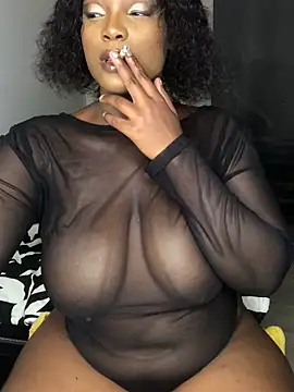 Snapshot of Montana-12 chatting on 03/18/25, 09:43 Montana-12 online show from 03/18/25, 09:43