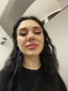 MaeveMoon online show from 01/18/26, 06:12