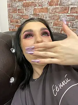 MaeveMoon online show from 02/05/26, 05:17