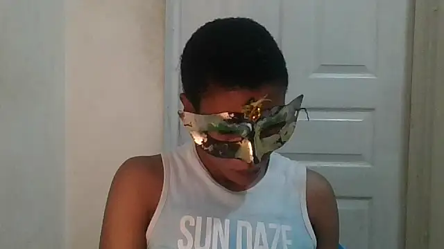 Snapshot of sexy_vash chatting on 09/18/25, 02:08 sexy vash online show from 09/18/25, 02:08