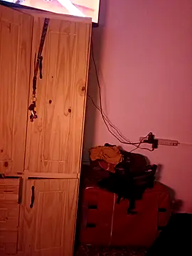 Ezella1 online show from 11/30/25, 01:09