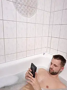 ademandjulia online show from 03/25/26, 05:41