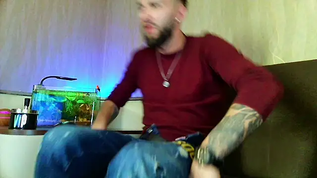 Snapshot of JamieNoxus chatting on 03/08/25, 08:35 JamieNoxus online show from 03/08/25, 08:35